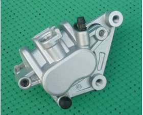 BRZDOVÝ TŘMEN DVOUPÍSTKOVÝ -  JAWA 350 + 125/810 + 660 PRAVÝ - NOVÝ TYP (STŘÍBRNÉ TLUMIČE) - BEZ DESTIČEK